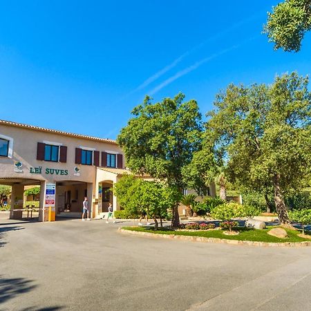 3 Bedroom Chalets Camping Lei Suves - Joycasa Roquebrune-sur Argens Dış mekan fotoğraf