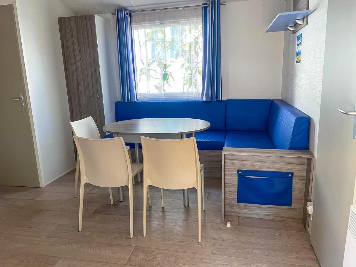 3 Bedroom Chalets Camping Lei Suves - Joycasa Roquebrune-sur Argens Dış mekan fotoğraf