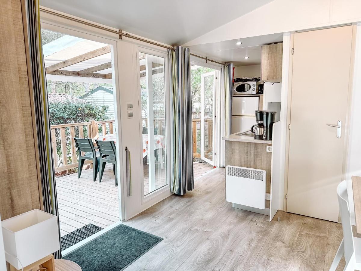 3 Bedroom Chalets Camping Lei Suves - Joycasa Roquebrune-sur Argens Dış mekan fotoğraf