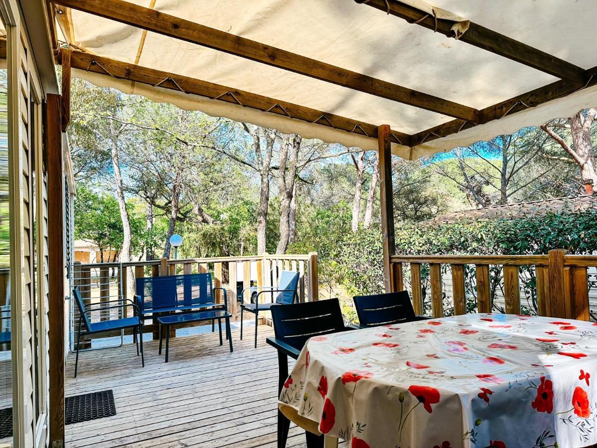 3 Bedroom Chalets Camping Lei Suves - Joycasa Roquebrune-sur Argens Dış mekan fotoğraf