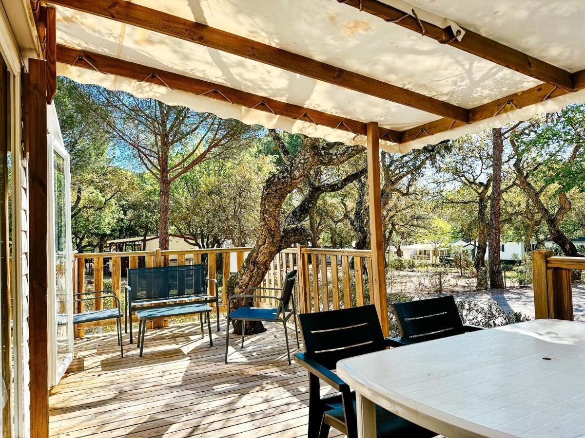 3 Bedroom Chalets Camping Lei Suves - Joycasa Roquebrune-sur Argens Dış mekan fotoğraf