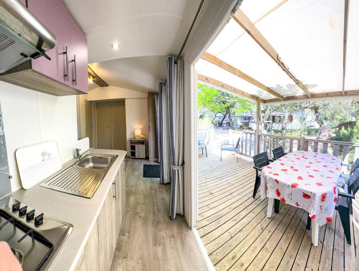 3 Bedroom Chalets Camping Lei Suves - Joycasa Roquebrune-sur Argens Dış mekan fotoğraf