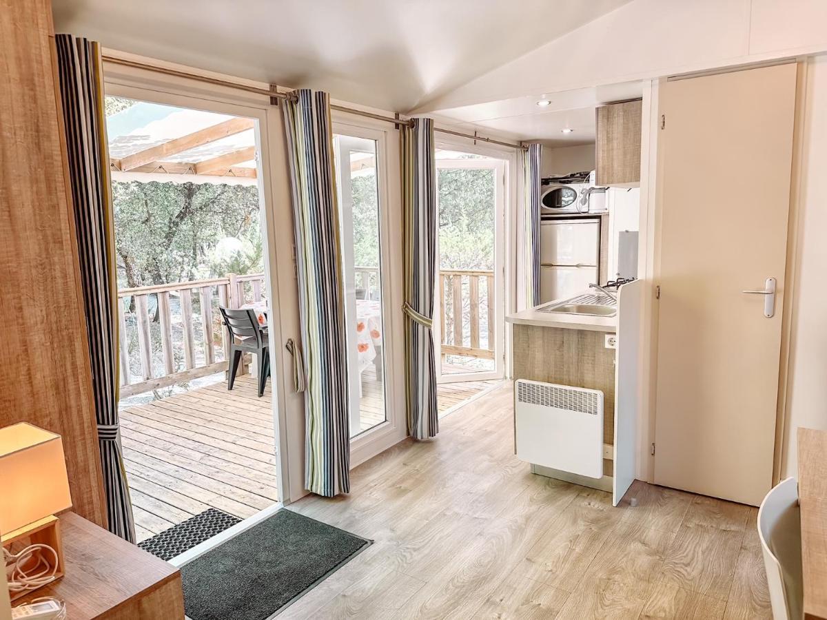 3 Bedroom Chalets Camping Lei Suves - Joycasa Roquebrune-sur Argens Dış mekan fotoğraf